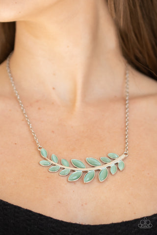 Frosted Foliage - Green Paparazzi Necklace