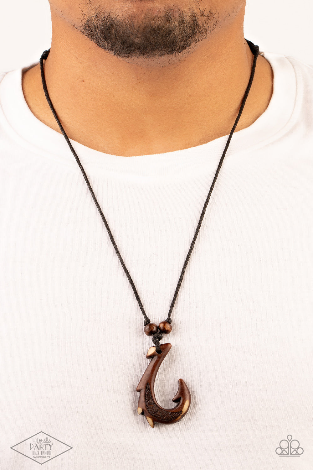 Off The Hook Paparazzi Urban Necklace
