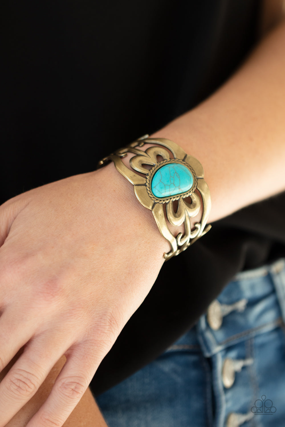 The MESAS are Calling - Brass Paparazzi Bracelet