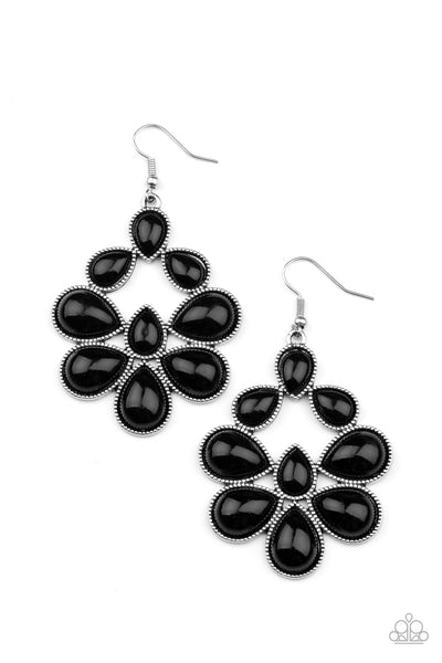 In Crowd Couture - Black Paparazzi Earrings