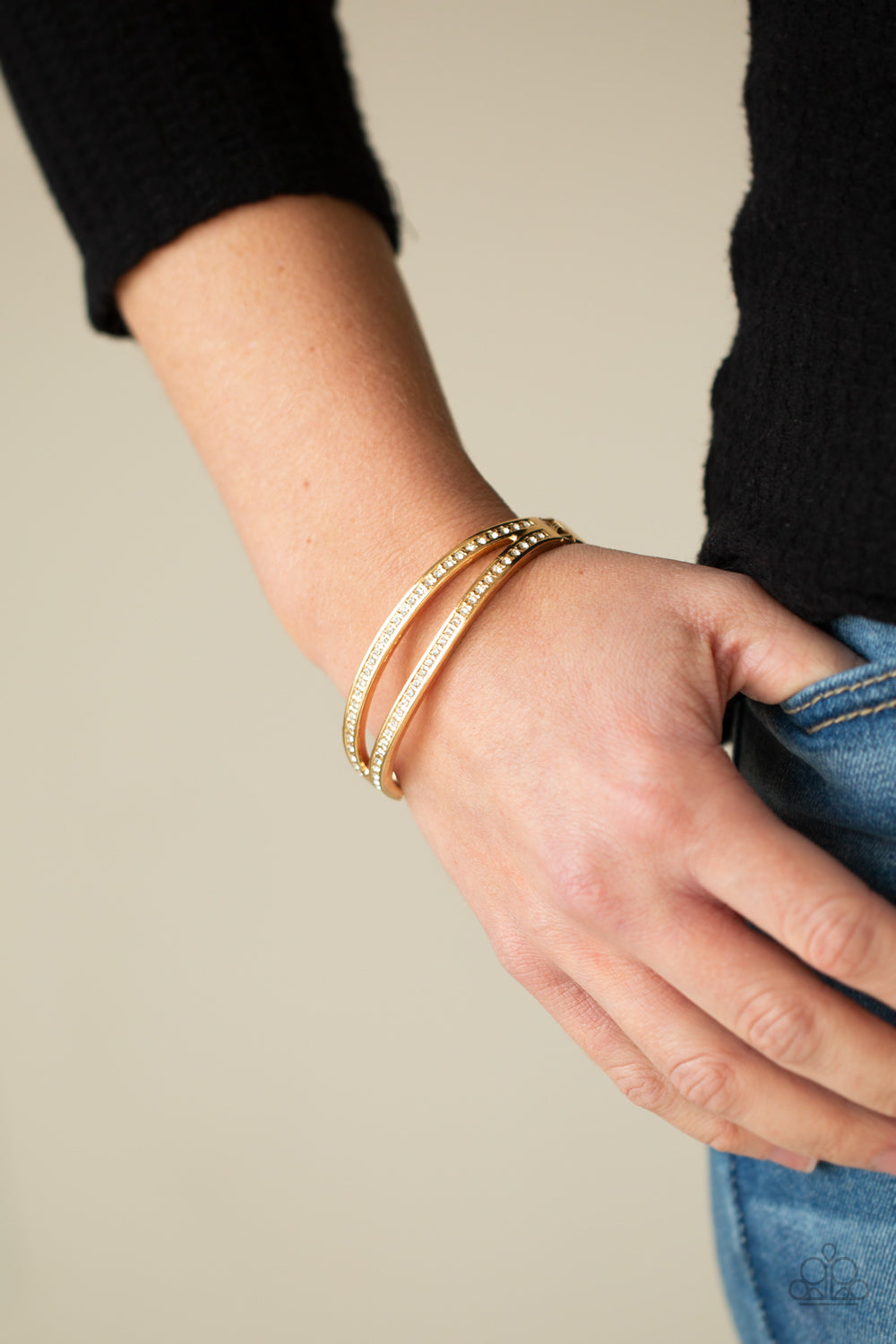 A Show of FIERCE - Gold Paparazzi Bracelet