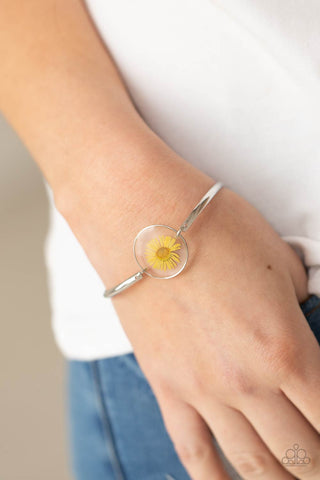 Cottage Season - Yellow Paparazzi Bracelet