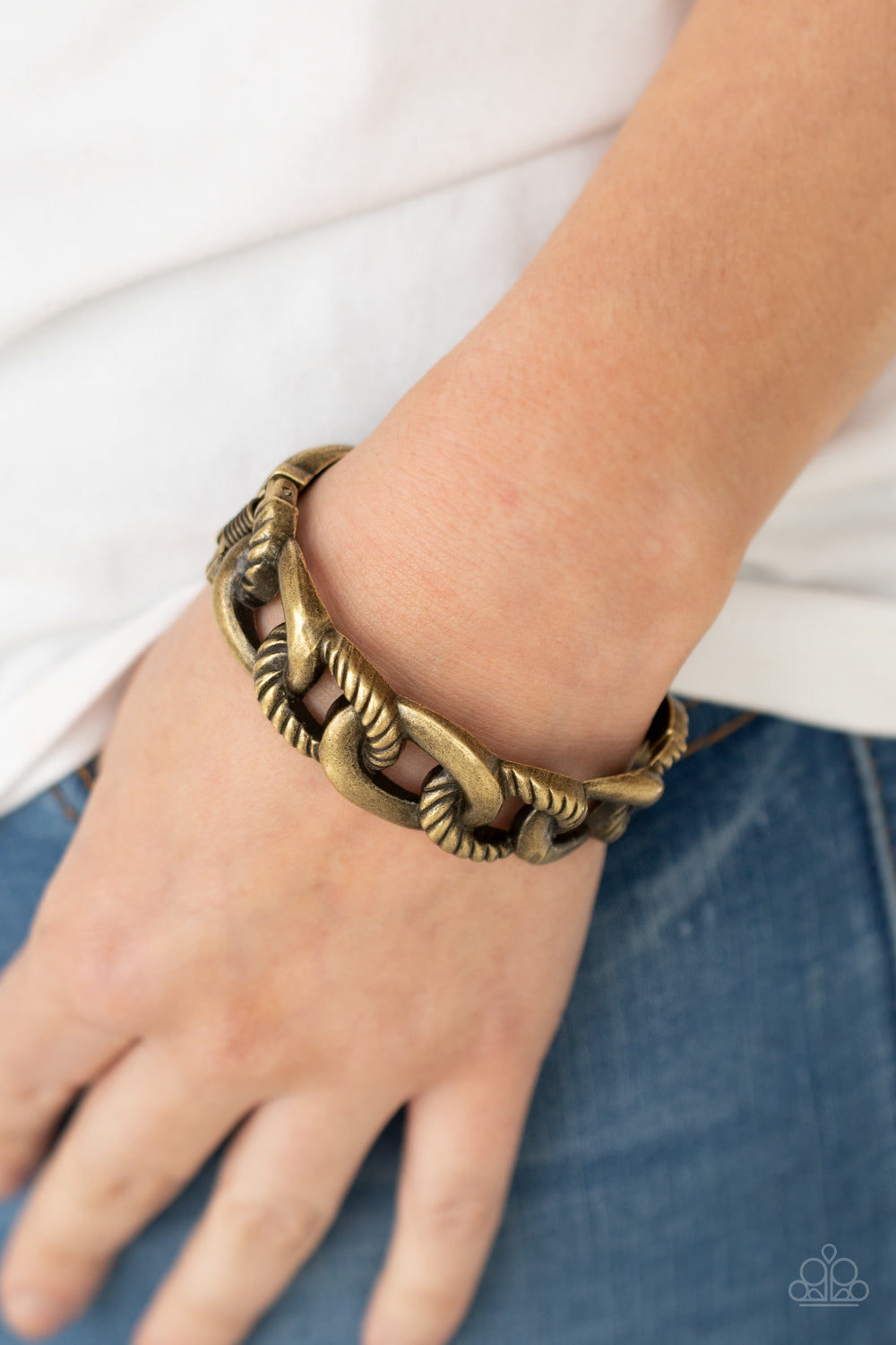 Bold Move - Brass Paparazzi Bracelet