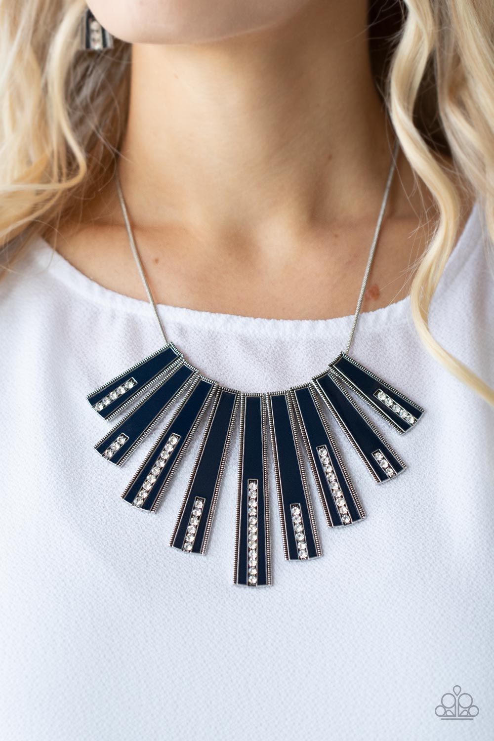 FAN-tastically Deco - Blue Paparazzi Necklace