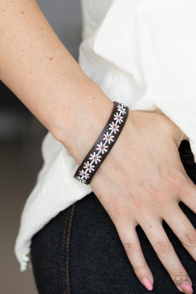 Wildflower Wayfarer - White floral Paparazzi Bracelet