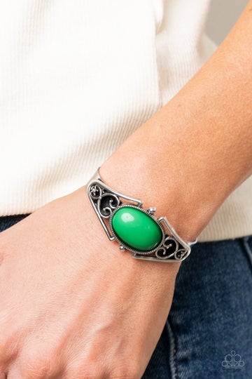 Springtime Trendsetter - Green Paparazzi Bracelet