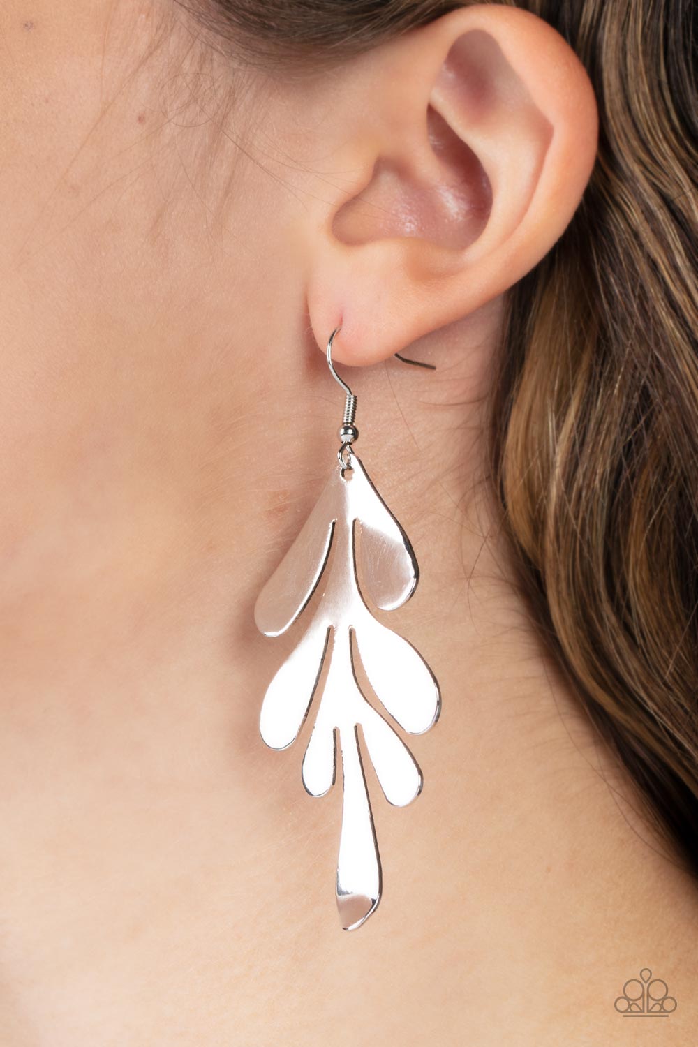 A FROND Farewell - Silver Paparazzi Earring