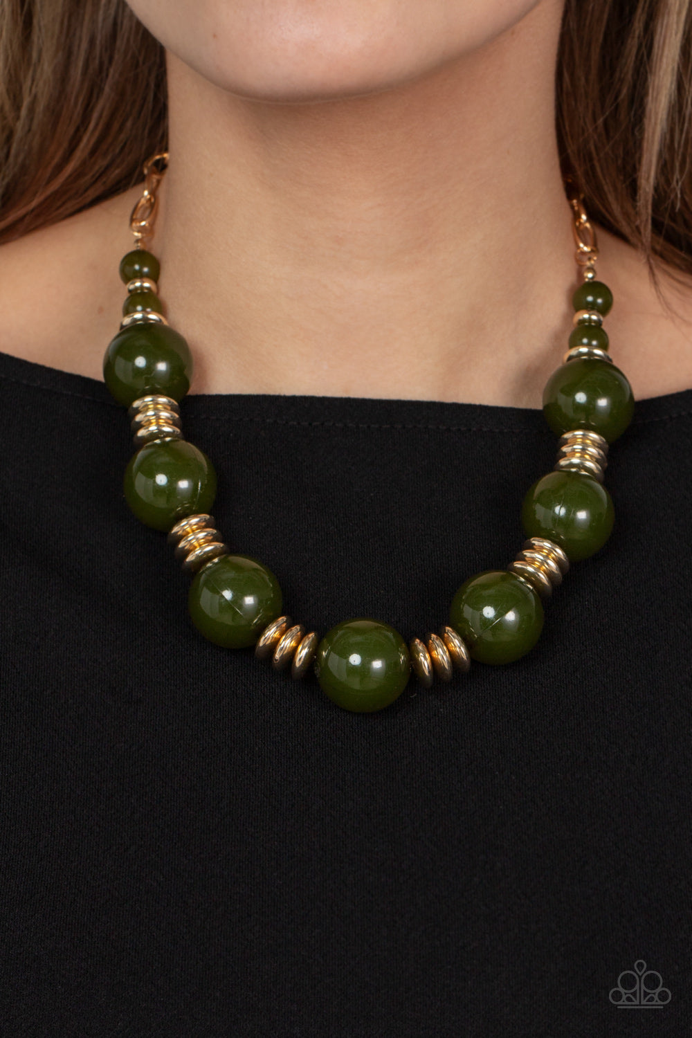 Race to the POP Paparazzi Green Necklace