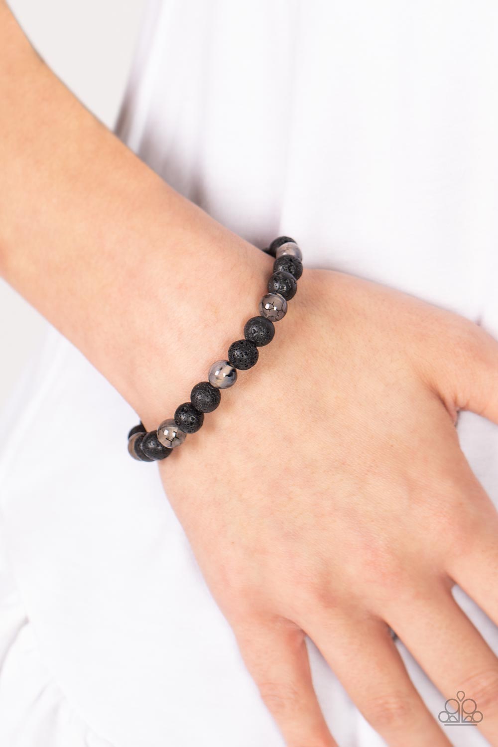 Molten Mogul - Black Paparazzi Bracelet