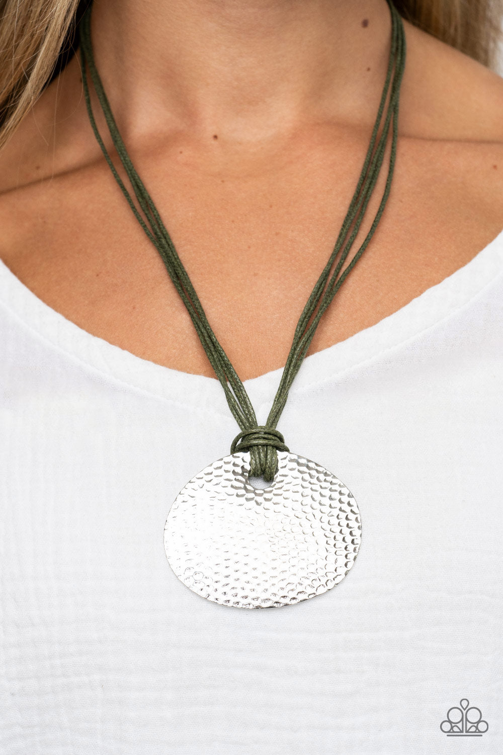 Rural Reflex - Green Necklace Paparazzi