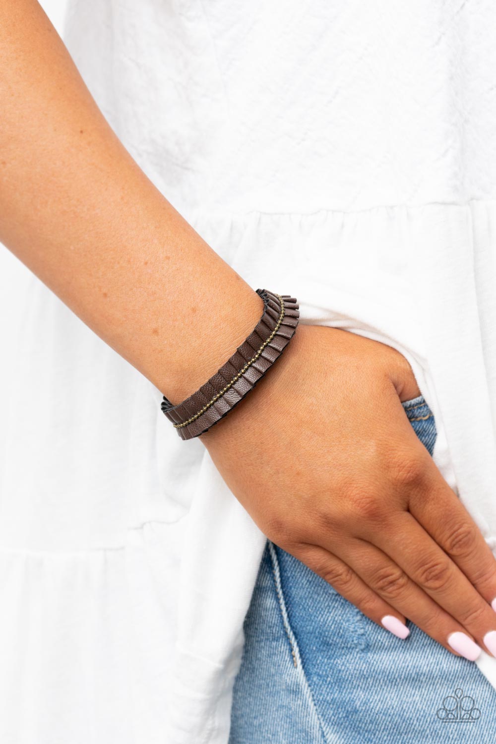 Hard to PLEATS - Brass Paparazzi Bracelet