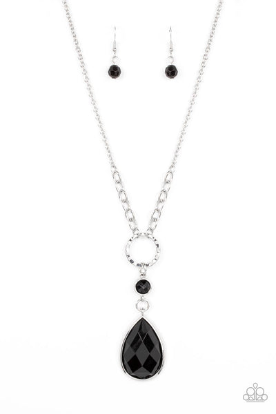 Valley Girl Glamour - Black Paparazzi Necklace