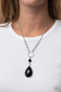 Valley Girl Glamour - Black Paparazzi Necklace