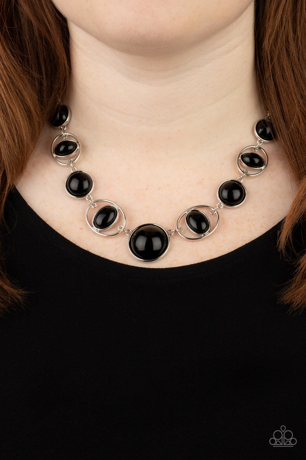 Eye of the BEAD-holder - Black Paparazzi Necklace