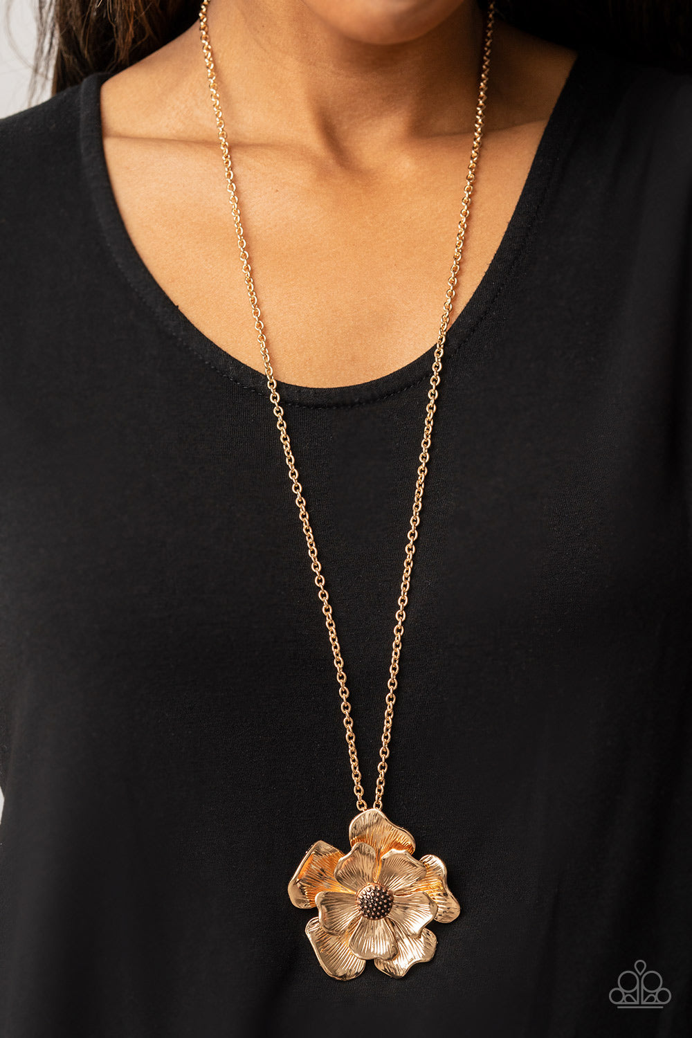 Homegrown Glamour - Gold Paparazzi Necklace