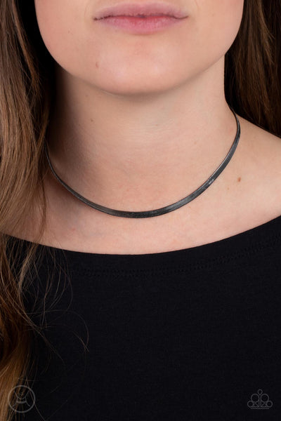 In No Time Flat - Black Paparazzi Choker Necklace