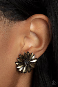 Daisy Dilemma - Brass Earring Paparazzi