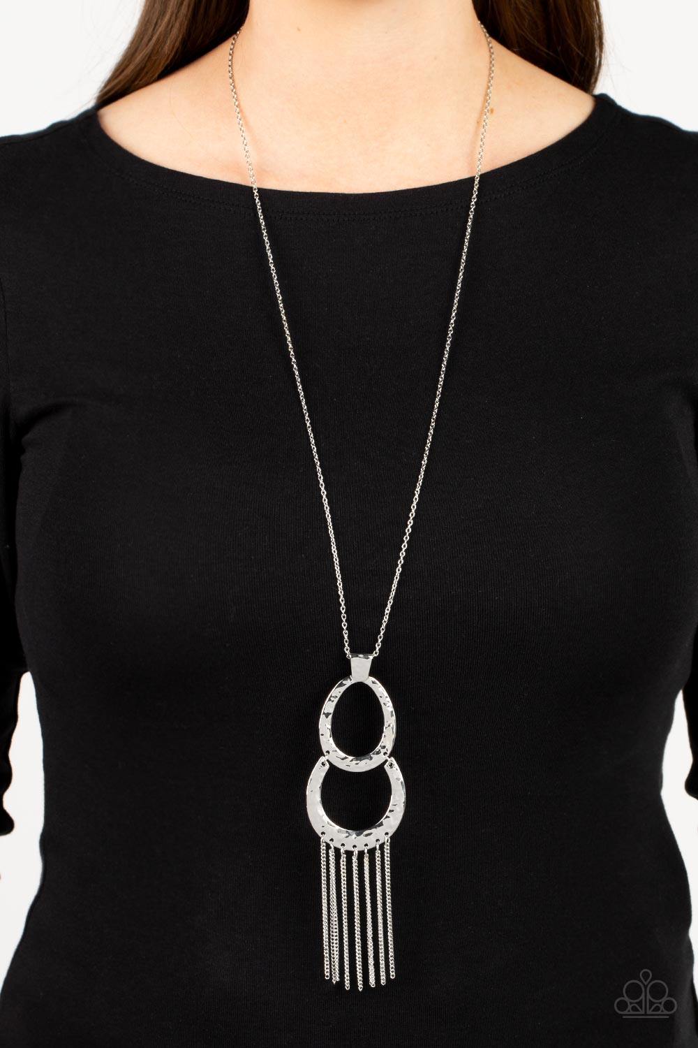 Reeling in Relics Silver Paparazzi Necklace