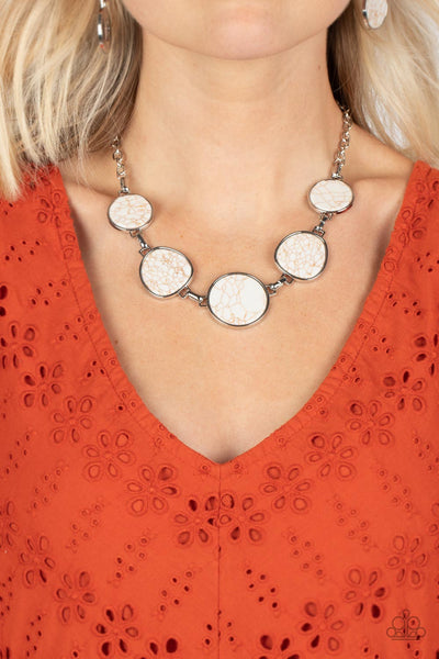 Santa Fe Flats Paparazzi White Necklace