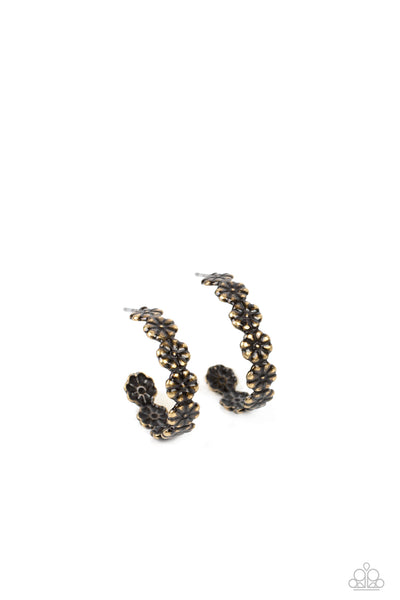 Floral Fad - Brass Earring Paparazzi