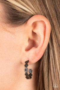 Floral Fad - Brass Earring Paparazzi