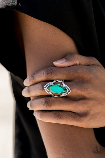 Leading Luster - Green Paparazzi Ring